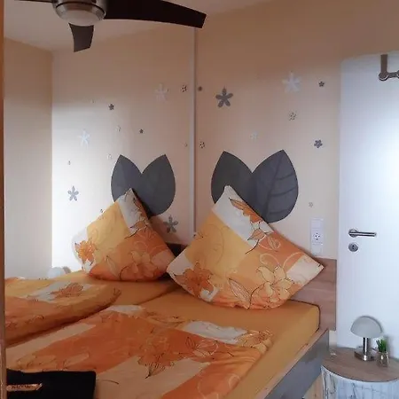 Mit Schoener Weitsicht Auf Bodensee Und Berge Mit Indoorpool Apartamento *